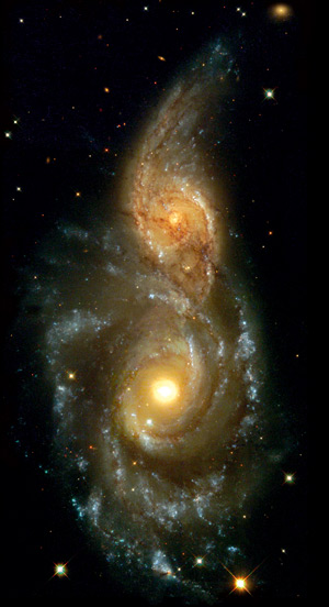 NGC 2207 og IC 2163 er kollideret – Hubble Space Telescope